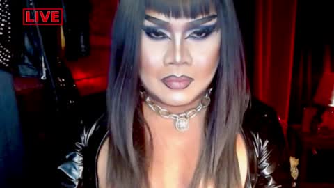 Snapshot of temptress_cocoxxx chatting on April 2026 08:23:01 PM Mistress Coco online show from April 2026 08:23:01 PM