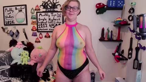 Pixie and Tentacle Overlord online show from September 2025 10:21:01 PM