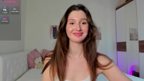 Snapshot of tender_babyy chatting on February 2025 02:24:01 PM Sexy girl Li online show from February 2025 02:24:01 PM