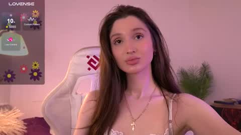 Amina online show from December 2025 10:09:01 AM