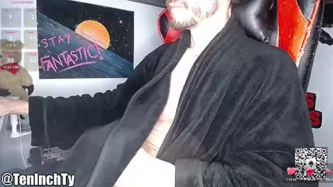 Snapshot of teninchty chatting on November 2025 01:57:02 PM Ty online show from November 2025 01:57:02 PM