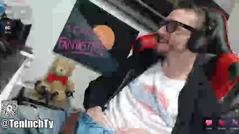 Snapshot of teninchty chatting on November 2025 04:24:01 PM Ty online show from November 2025 04:24:01 PM