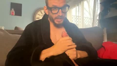 Snapshot of teninchty chatting on November 2025 10:09:02 PM Ty online show from November 2025 10:09:02 PM