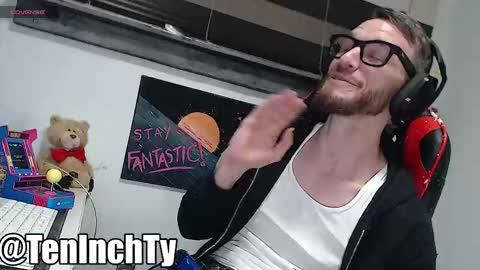 Snapshot of teninchty chatting on January 2026 04:50:02 AM Ty online show from January 2026 04:50:02 AM