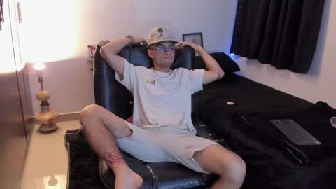 Snapshot of teomodel1 chatting on January 2026 05:11:02 AM teomodel1 online show from January 2026 05:11:02 AM