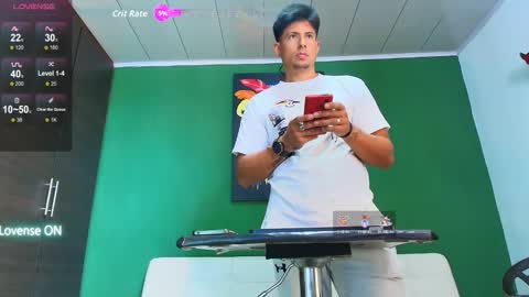 teoyes_ online show from October 2025 06:58:01 PM