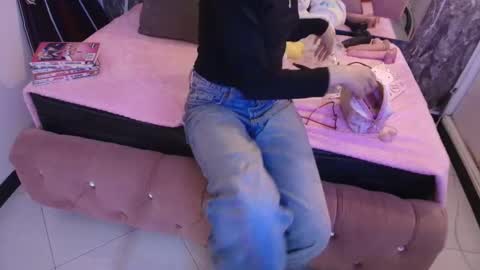 Snapshot of terraelowen chatting on February 2026 11:31:02 AM Terra Elowen online show from February 2026 11:31:02 AM