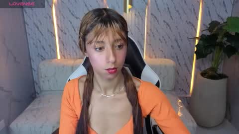 Snapshot of terry_tx chatting on October 2025 12:47:01 PM Online 800 to 1400 online show from October 2025 12:47:01 PM