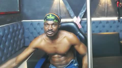 terry_zyzz online show from February 2026 10:28:02 PM