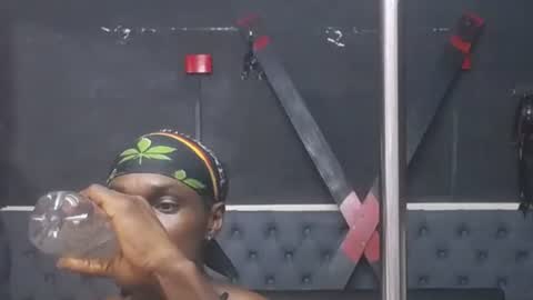 terry_zyzz online show from March 2026 08:17:01 PM