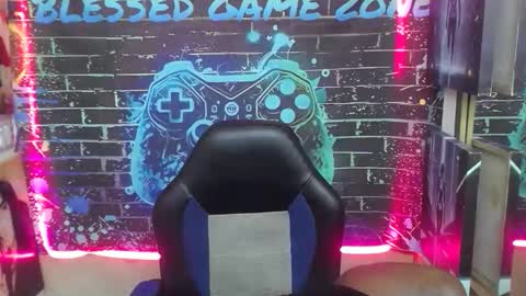 terry_zyzz online show from April 2026 11:55:02 AM