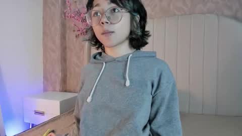 terumikitty online show from March 2026 09:40:01 PM