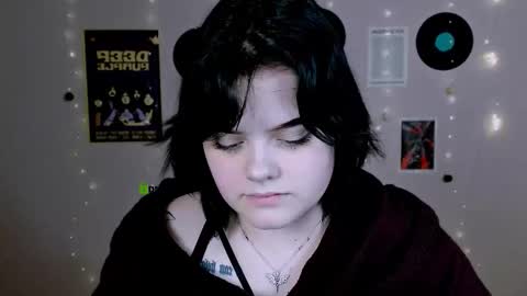 tessa_dream_ online show from January 2026 08:25:01 PM