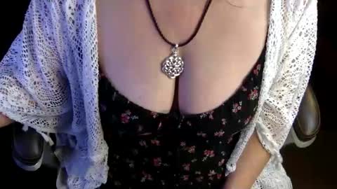 tessa_foxxx online show from November 2025 02:45:02 AM
