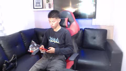 tessachains online show from January 2026 03:20:02 AM