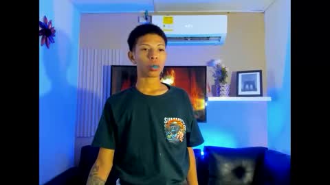 tessachains online show from January 2026 02:05:02 AM