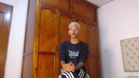 tessachains online show from February 2026 02:22:01 AM