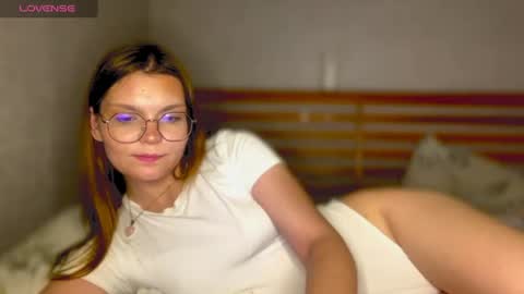 Snapshot of tessalust_ chatting on June 2026 09:50:01 PM Tessa online show from June 2026 09:50:01 PM