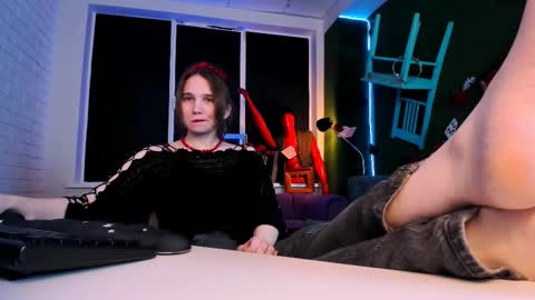 Tessa online show from November 2025 09:17:02 AM