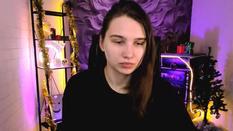 Tessa online show from February 2026 09:25:02 AM