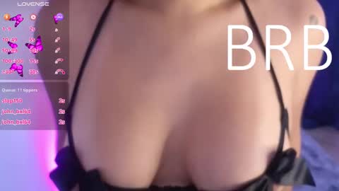 Tessy online show from December 2024 05:11:01 PM