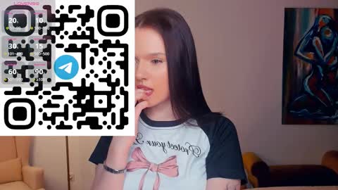 Snapshot of tessiekhanponaphan chatting on February 2026 05:43:02 PM Cindy online show from February 2026 05:43:02 PM