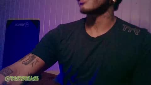 Milo online show from September 2025 04:27:02 AM