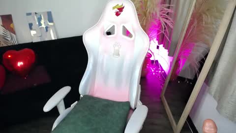 Snapshot of teylo_80as chatting on April 2026 12:23:01 PM teylo_80as online show from April 2026 12:23:01 PM