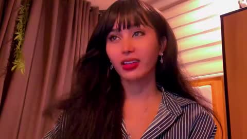 th3r3sa online show from February 2025 04:54:02 PM