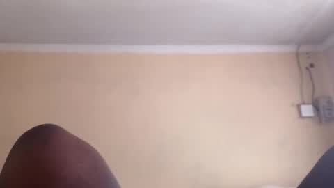 thabangj1069 online show from October 2025 10:32:02 AM