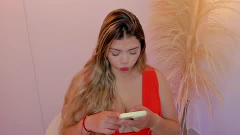  Thalia online show from April 2026 05:04:02 PM