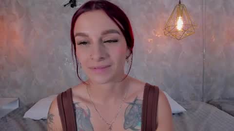 Snapshot of thalira_angels chatting on June 2026 06:12:01 PM THALIRA ANGELS online show from June 2026 06:12:01 PM
