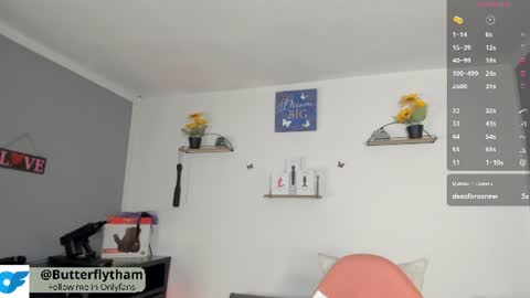 Snapshot of thamara_cooper_ chatting on June 2026 12:08:01 AM thamara_cooper_ online show from June 2026 12:08:01 AM