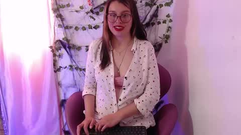   online show from October 2025 07:25:01 PM