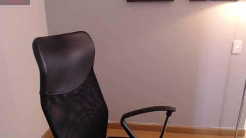   online show from July 2026 05:06:02 PM