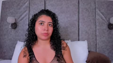 thara webstter online show from April 2026 01:41:01 PM