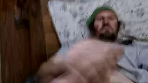 Snapshot of that1dude09 chatting on May 2026 10:22:01 AM that1dude09 online show from May 2026 10:22:01 AM