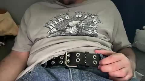 thatboi_g online show from April 2026 08:23:01 PM