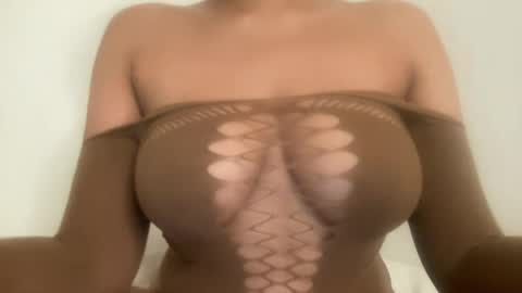 Snapshot of thatgirlmelanie chatting on August 2026 09:09:01 PM Melanie online show from August 2026 09:09:01 PM