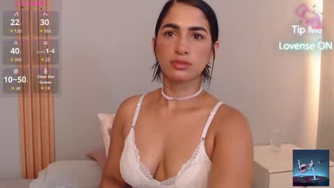 Snapshot of thayssa_ross chatting on June 2026 03:31:02 PM THAYSSA ROSS online show from June 2026 03:31:02 PM