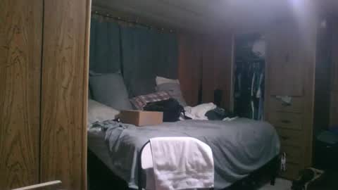 BiggerINalaska online show from November 2025 04:33:01 PM