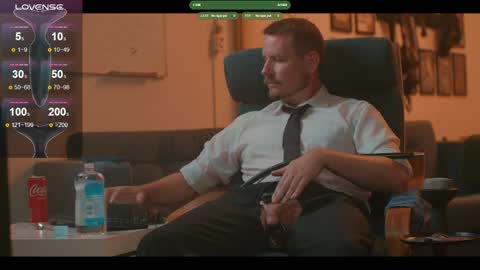 Snapshot of the_dilf chatting on May 2026 10:32:01 AM The DILF - online show from May 2026 10:32:01 AM