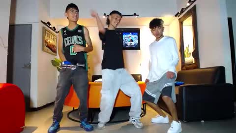 Snapshot of the_goodfellas chatting on February 2026 09:00:02 PM the goodfellas online show from February 2026 09:00:02 PM