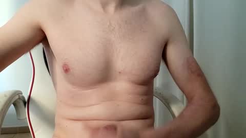 Snapshot of the_hard_baguette chatting on January 2025 02:11:01 PM La Baguette dure online show from January 2025 02:11:01 PM