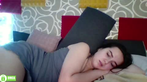 Snapshot of the_princese chatting on December 2024 03:31:02 PM Alice online show from December 2024 03:31:02 PM