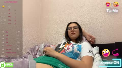 Snapshot of the_princese chatting on February 2025 02:58:02 AM Alice online show from February 2025 02:58:02 AM