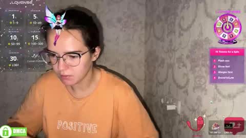 Snapshot of the_princese chatting on October 2025 12:03:02 PM Alice online show from October 2025 12:03:02 PM