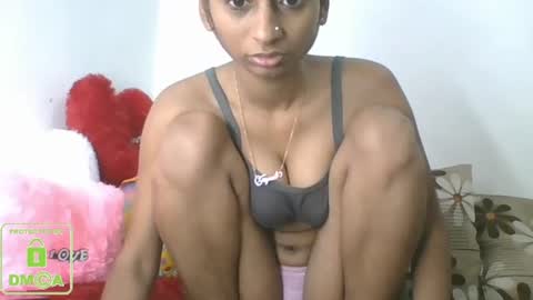Snapshot of the_right_girl chatting on December 2024 09:07:02 AM Suzan Sexy online show from December 2024 09:07:02 AM