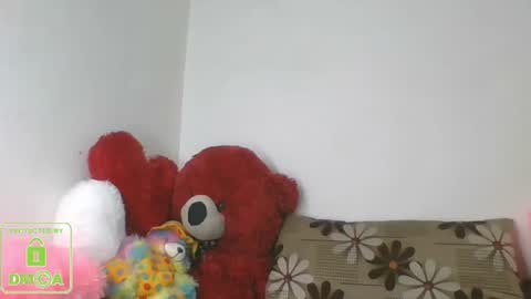 Snapshot of the_right_girl chatting on December 2024 03:58:02 AM Suzan Sexy online show from December 2024 03:58:02 AM