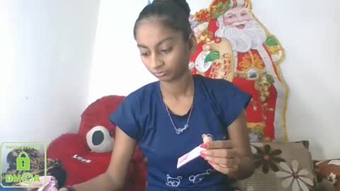 Snapshot of the_right_girl chatting on December 2024 08:04:02 AM Suzan Sexy online show from December 2024 08:04:02 AM